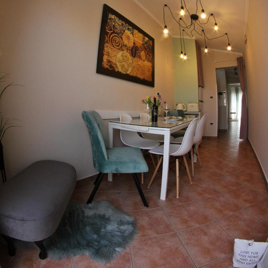 Room And Apartment Doris Lovrecica  Exterior photo